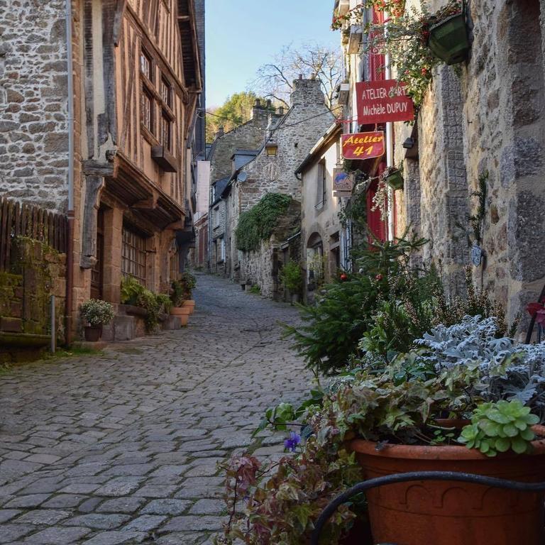 Le Domaine De L'Arche Bed & Breakfast Plouasne Dış mekan fotoğraf