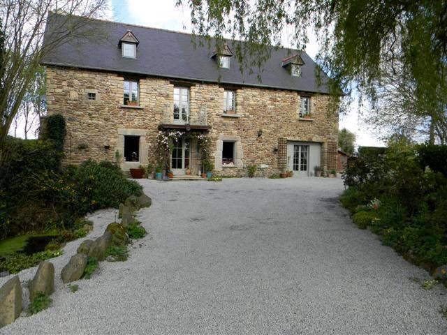 Le Domaine De L'Arche Bed & Breakfast Plouasne Dış mekan fotoğraf